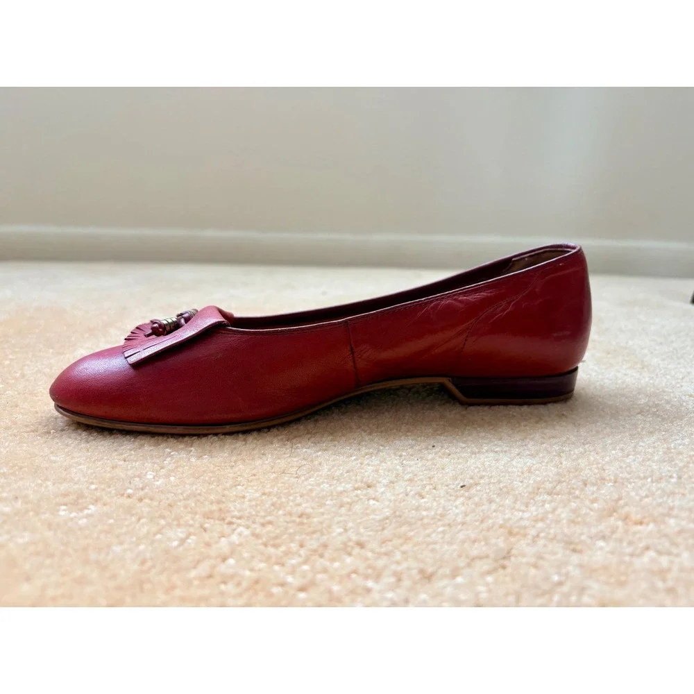Vintage G.H. Bass Red Leather Tassel Loafer Flats Women Shoes Size 8 Peppy Retro